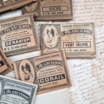Lot de 8 sachets de teinture différentes "L’Alsacienne"
