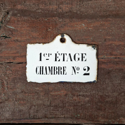 Plaque émaillée ancienne « 1er Étage Chambre n° 2 »