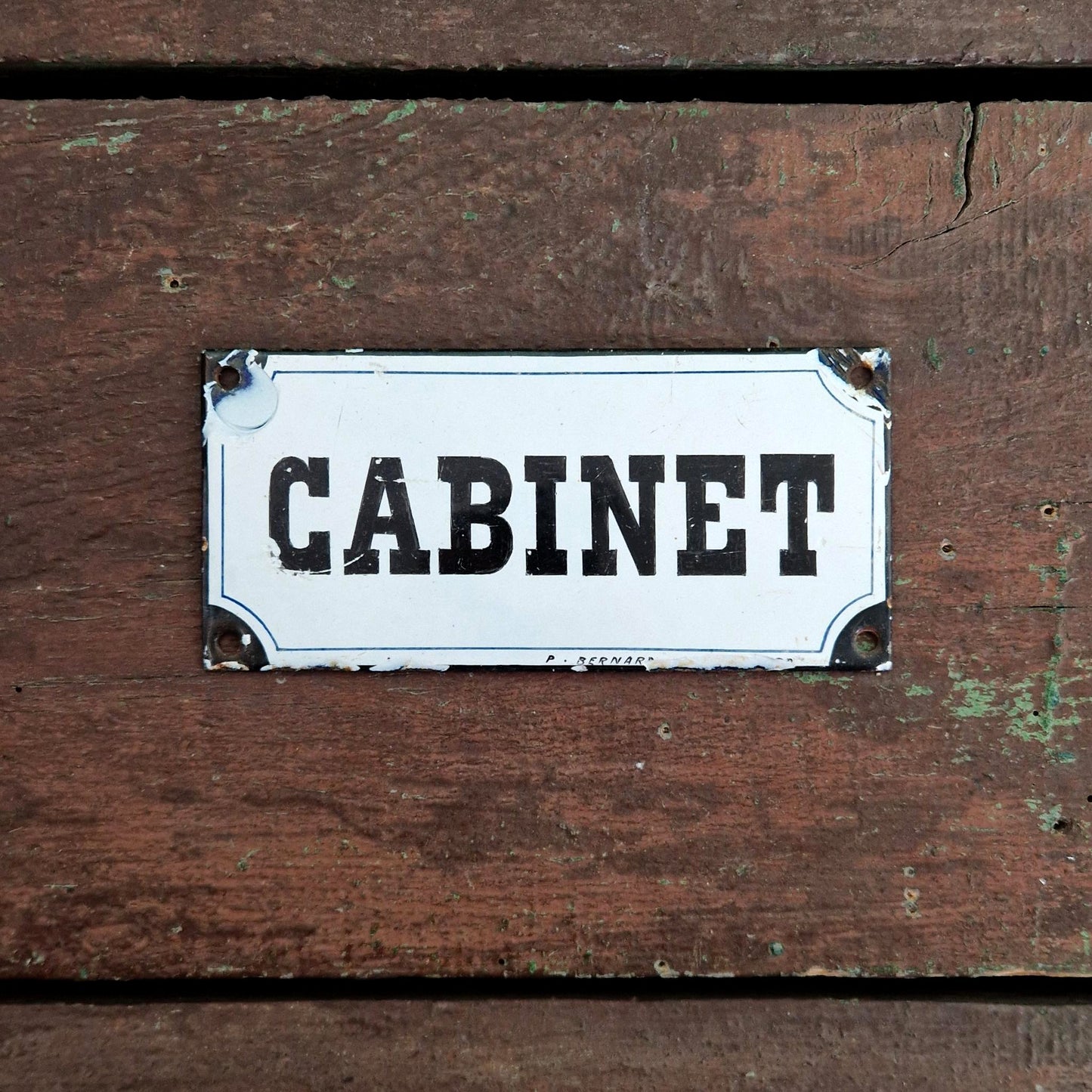 Old enamel sign "CABINET"