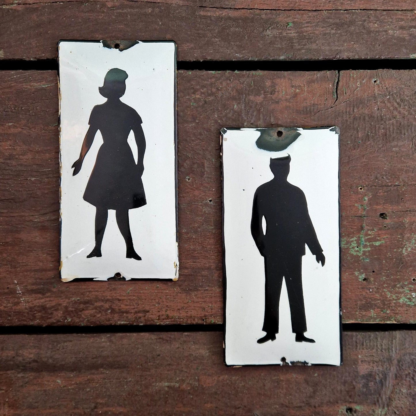 Plaques émaillées « Silhouettes homme & femme »