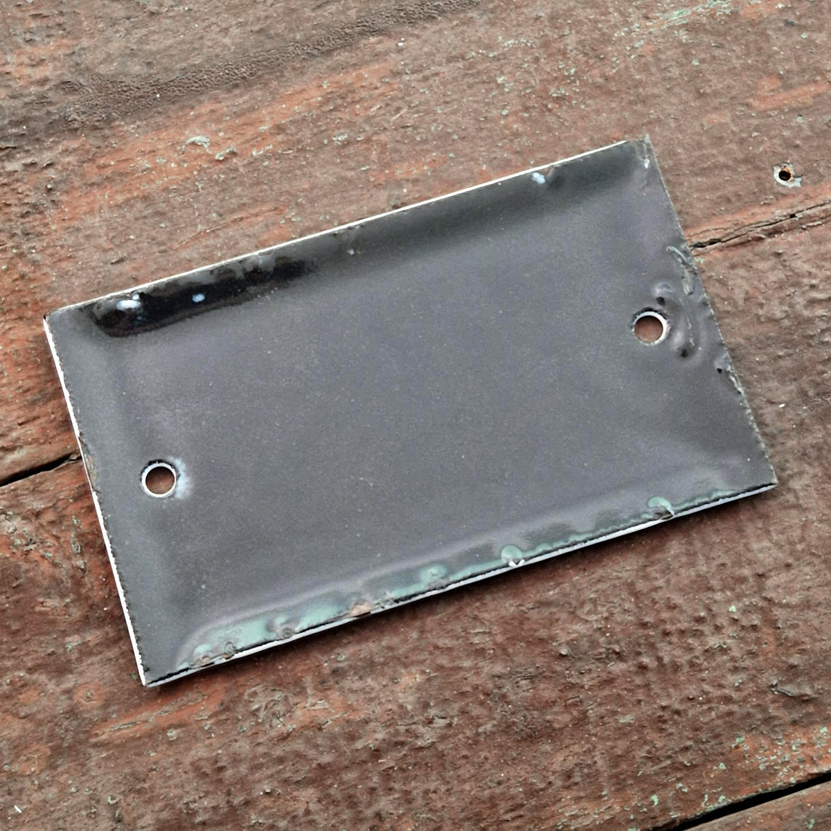 Enamel sign "Directional Hand"