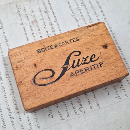 Boîte publicitaire « SUZE Apéritif » - boîte à cartes en bois