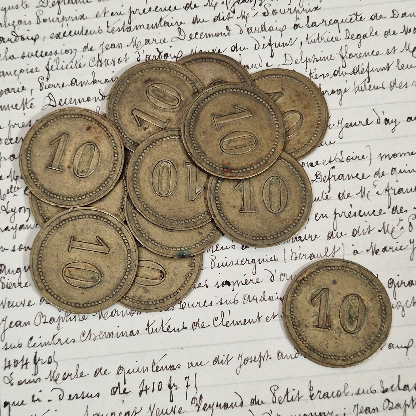 Jetons anciens « 10 » en laiton - Début XXe