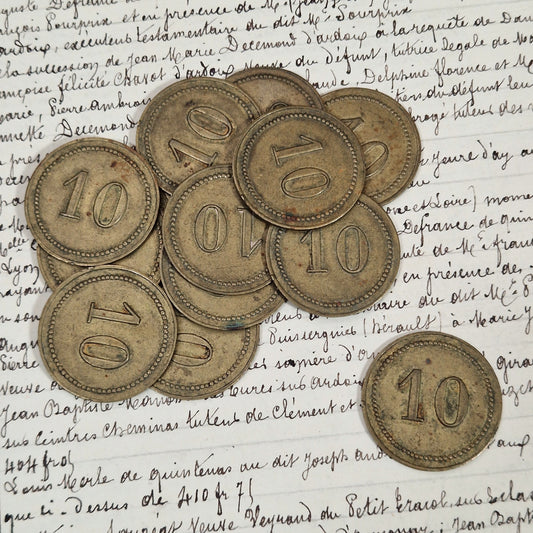 Jetons anciens « 10 » en laiton - Début XXe