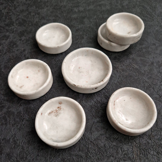 Set of 7 ceramic paint pots