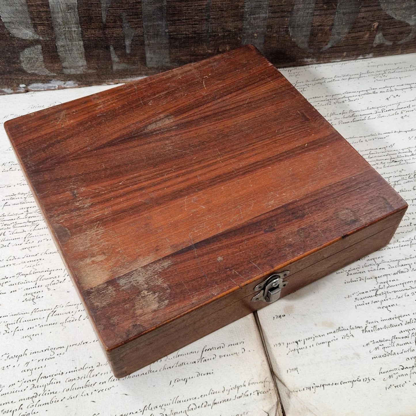 Coffret ancien d’essai optique « Verres d’opticien »