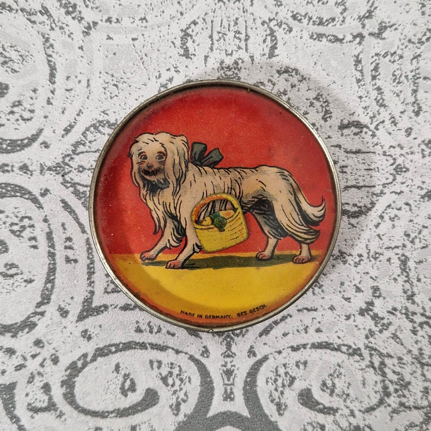Ancien jeu de patience « Le chien au panier », vers 1900
