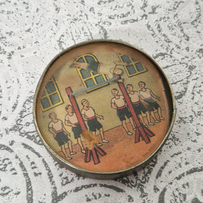 Ancien jeu d'adresse « Gymnaste à la barre fixe »