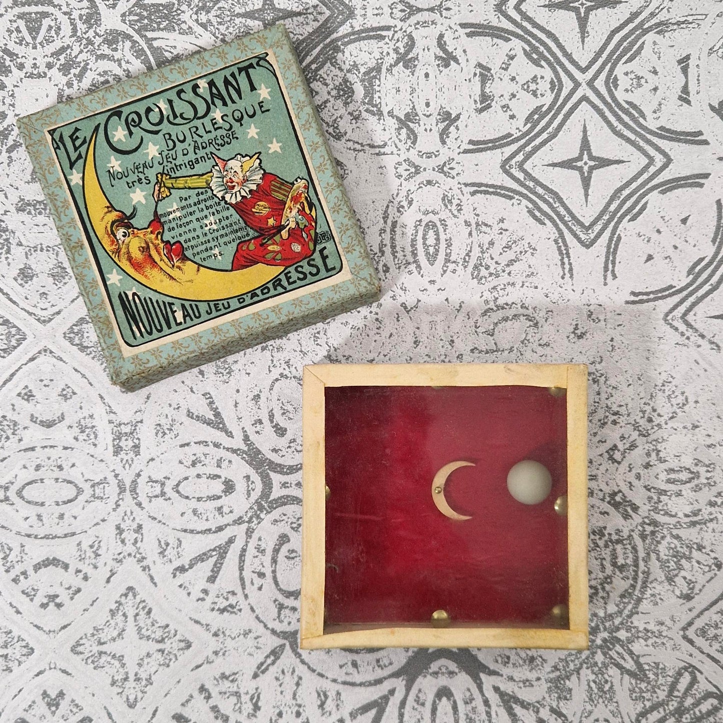 Antique game "The Burlesque Crescent" - JFJ, Circa 1900