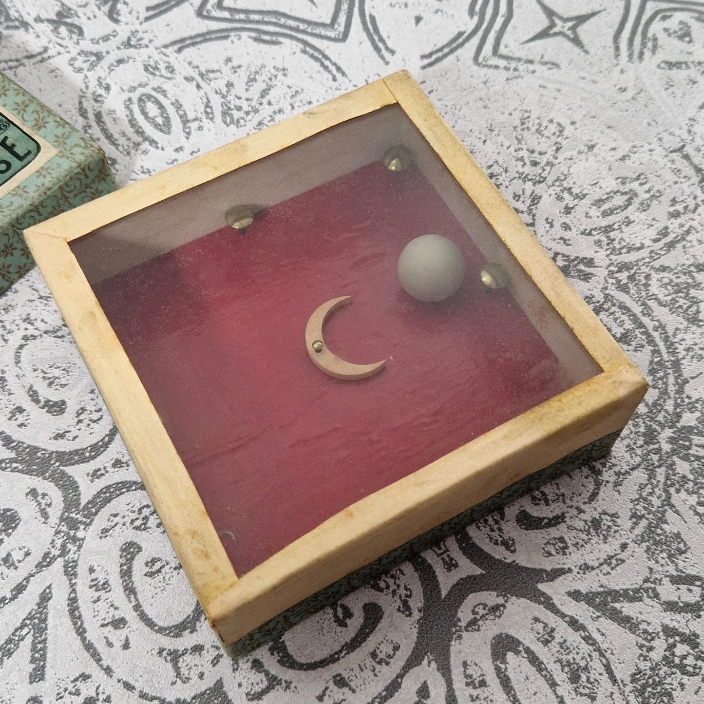 Antique game "The Burlesque Crescent" - JFJ, Circa 1900