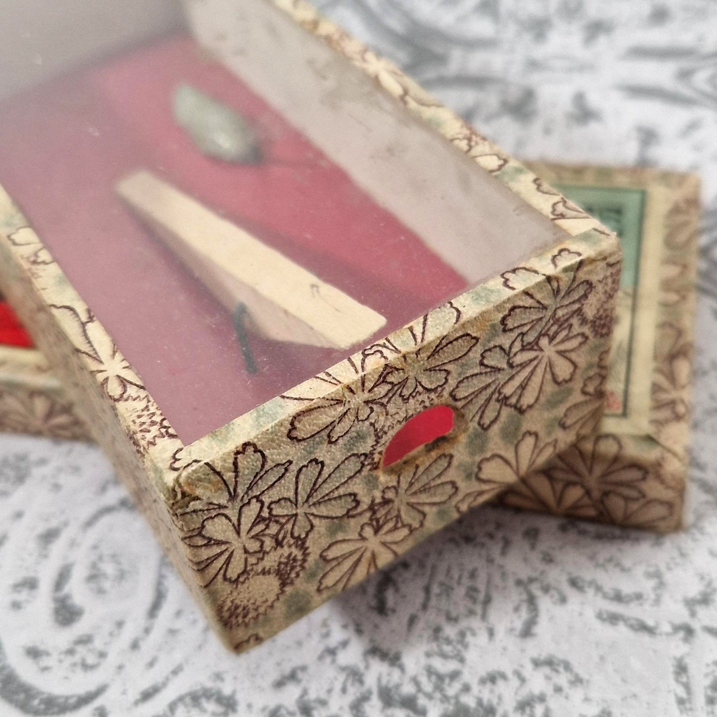 Rare dexterity game "The Embarrassed Mouse" - Circa 1900