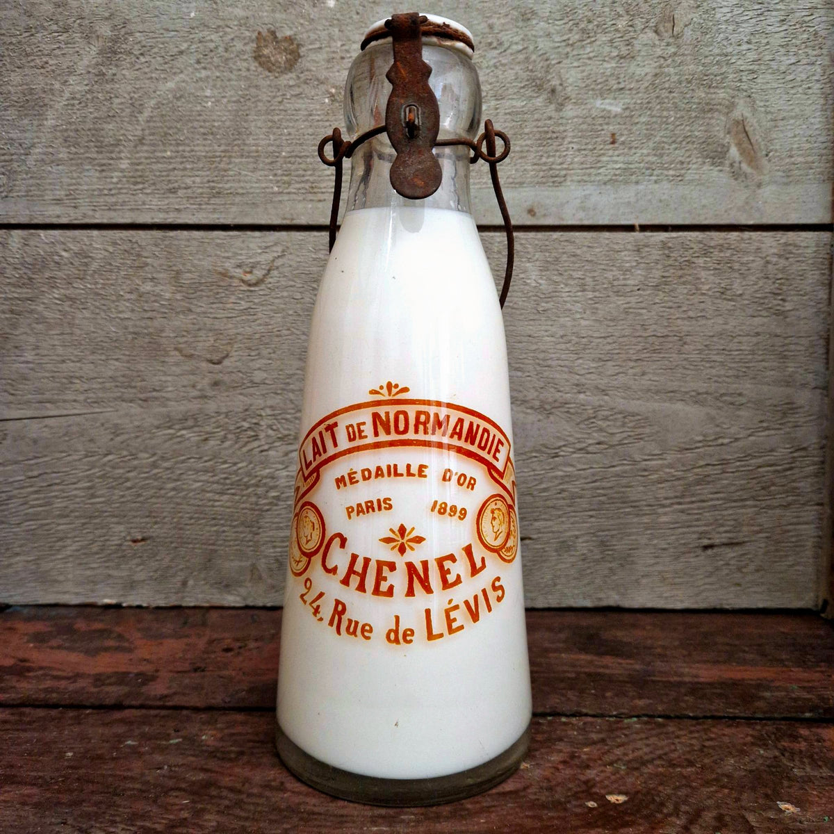 Ancienne bouteille «  Lait de Normandie, Paris »