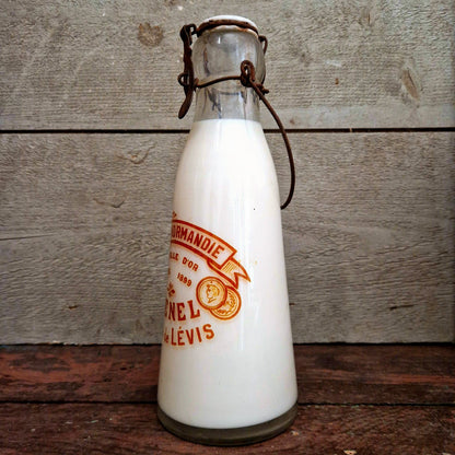 Ancienne bouteille «  Lait de Normandie, Paris »