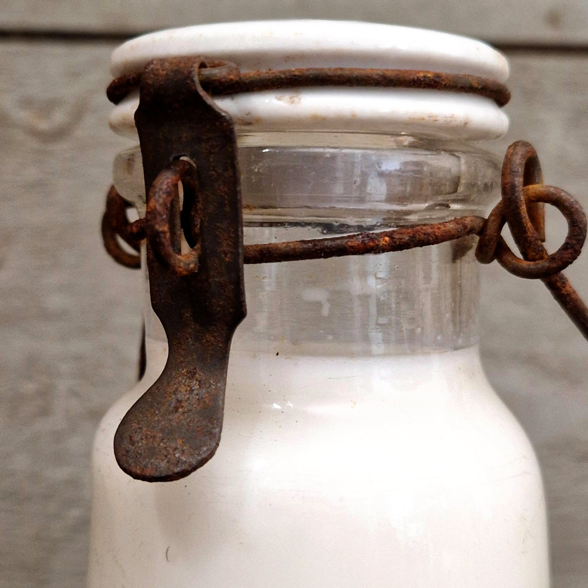 Ancienne bouteille de lait « Baratier,  Paris »