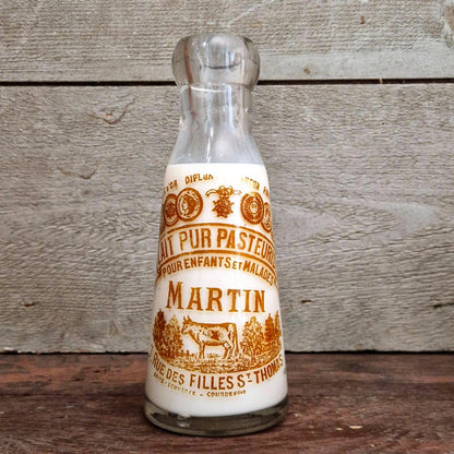 Bouteille de lait « Martin - Lait pur pasteurisé », Courbevoie