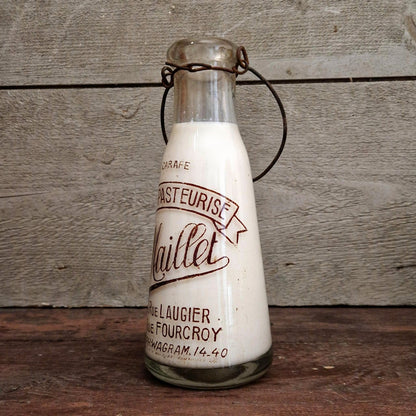Bouteille de lait « L. Maillet, Partis » - Début XXe