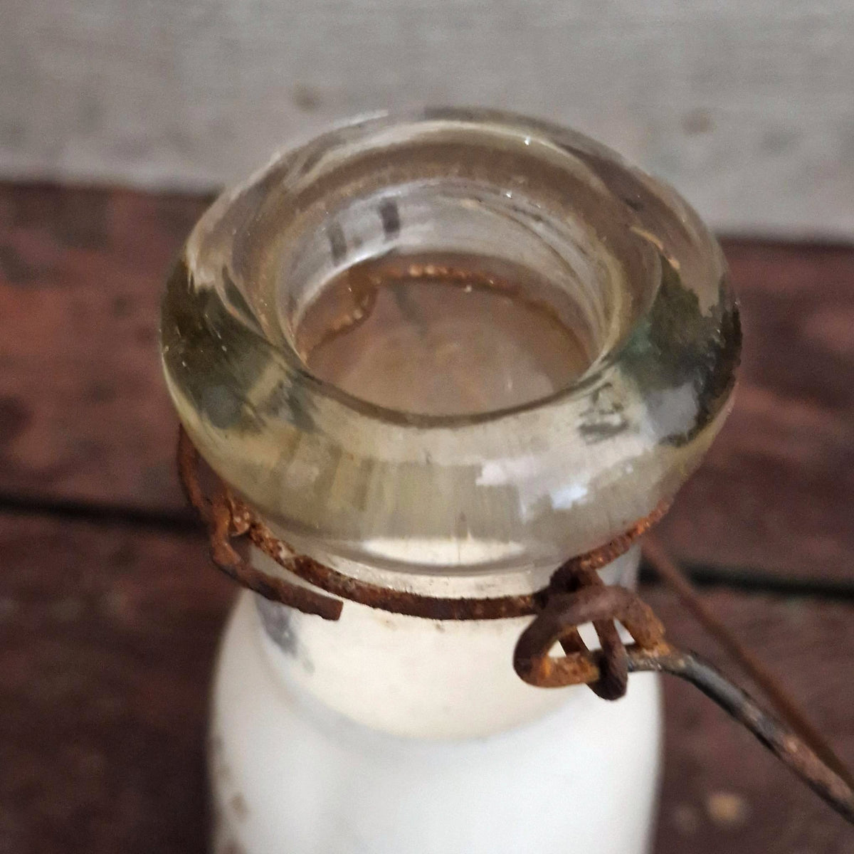 Bouteille de lait « L. Maillet, Partis » - Début XXe