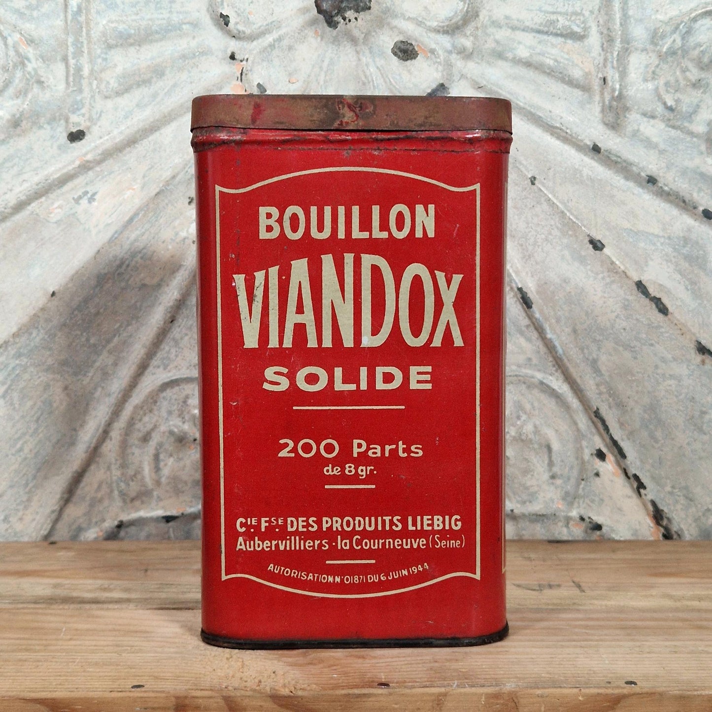 "Viandox broth - 200 portions" advertising tin, Circa 1945