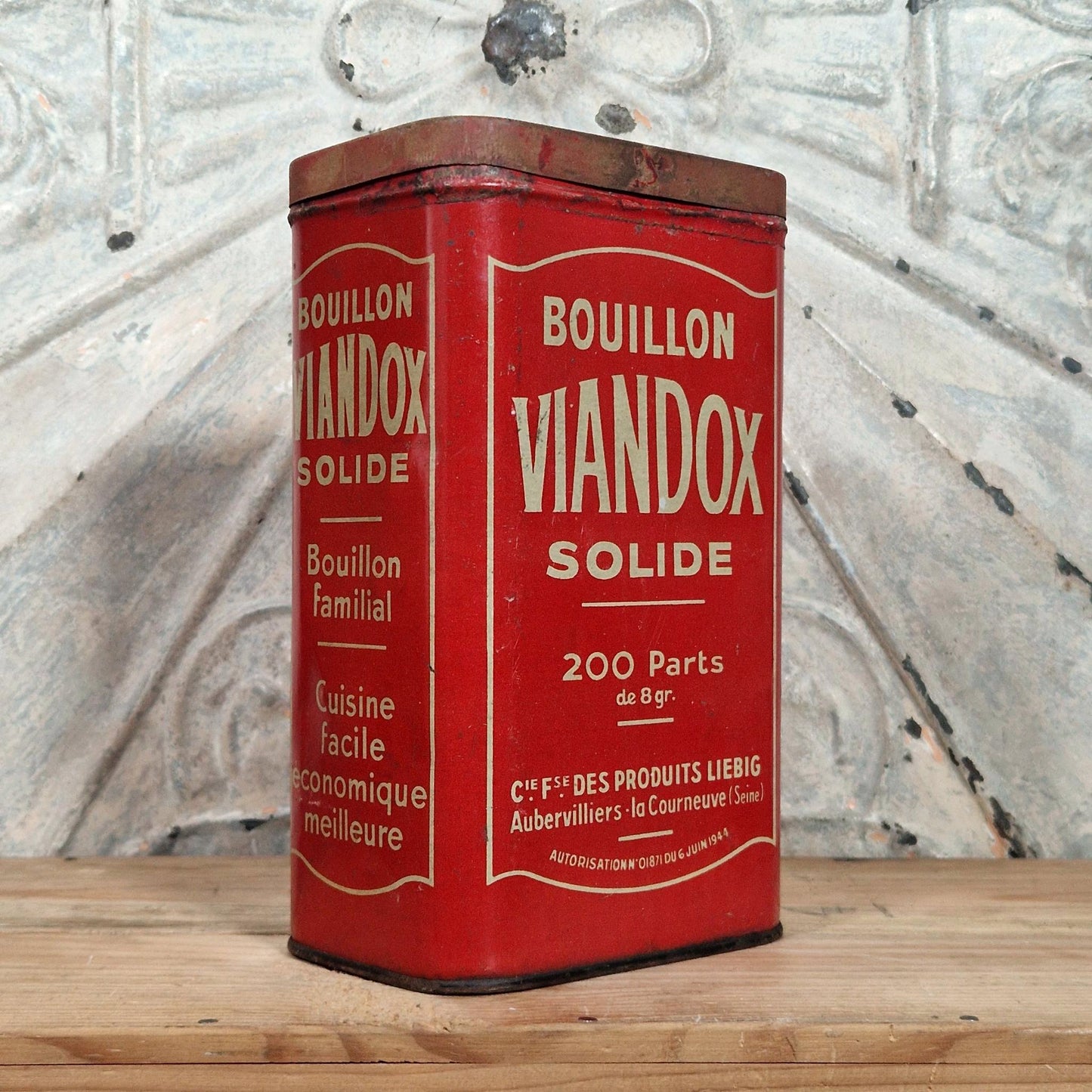 "Viandox broth - 200 portions" advertising tin, Circa 1945