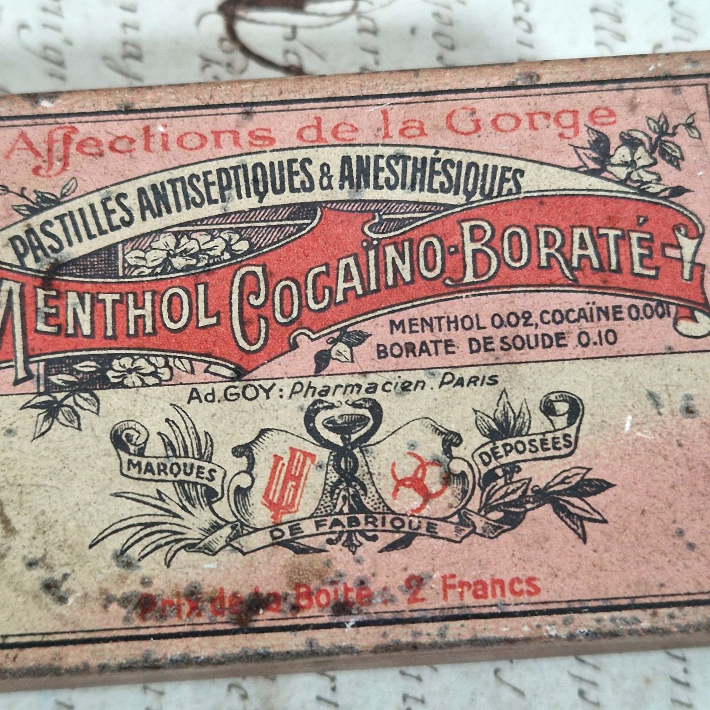 Boite pharmaceutique de pastilles à la cocaine - Début XXe