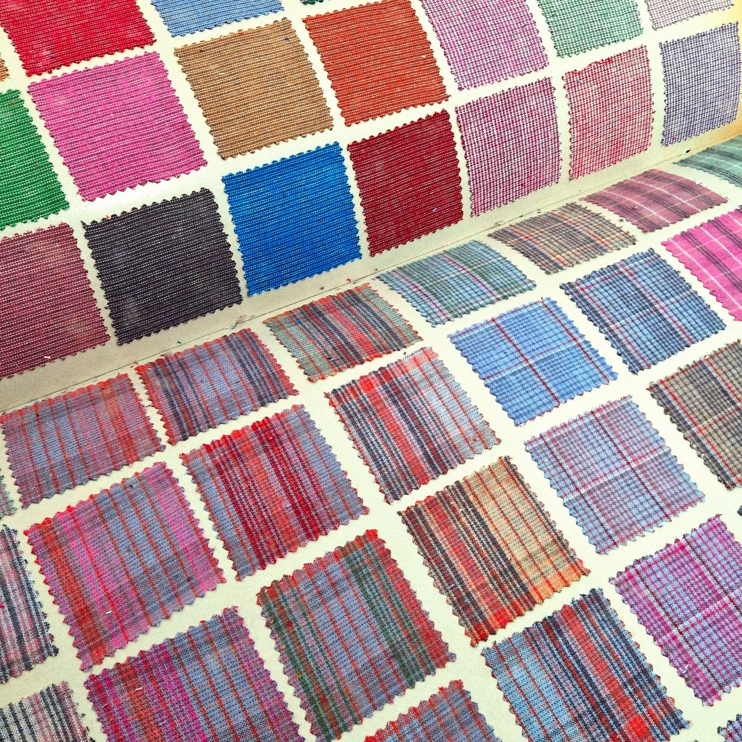 Album XXL d’échantillons textiles (+ de 5000 modèles)