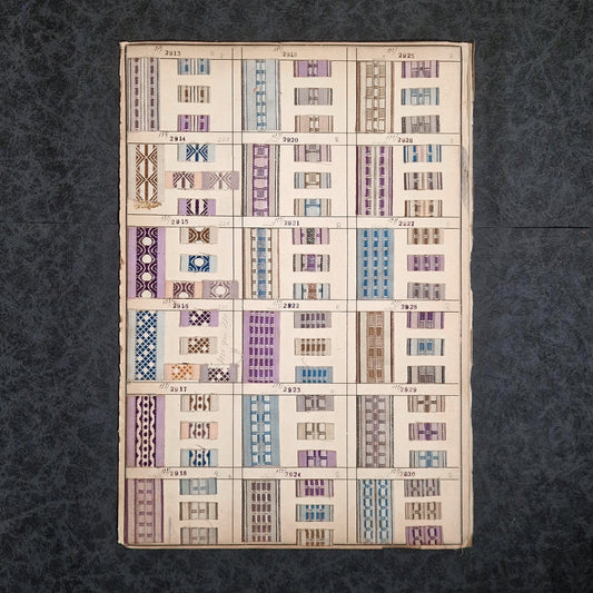 Planche textile double face - environ 150 échantillons