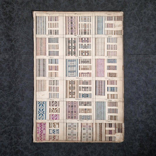 Ensemble d'environ 150 échantillons de tissus