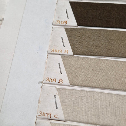 Nuancier textile « Teintures de Tournon », Verts et ocres