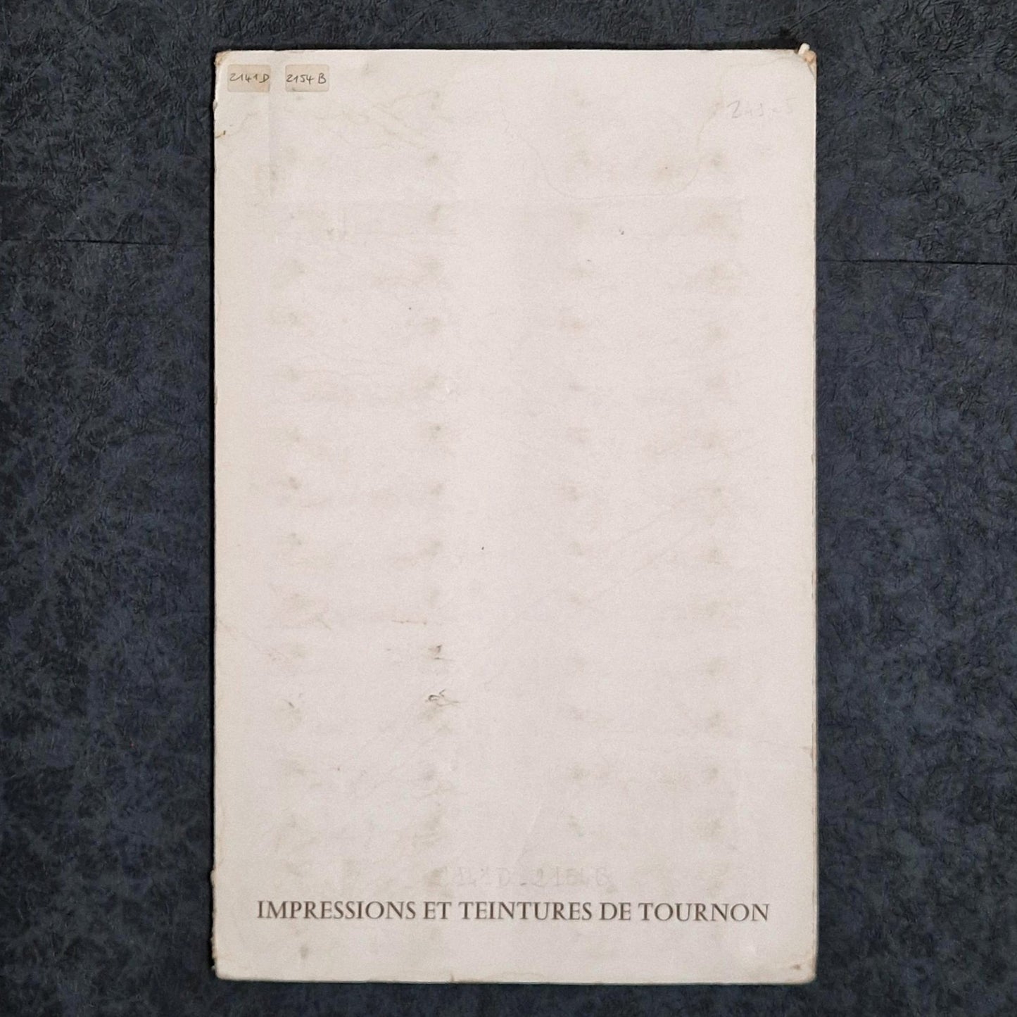 Ancien nuancier textile « Teintures de Tournon »,