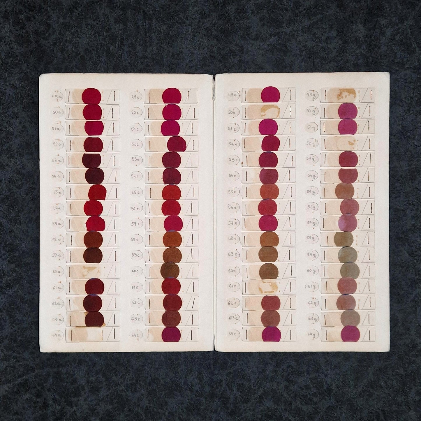 "Bianchini" textile color chart, dye samples - Lyon