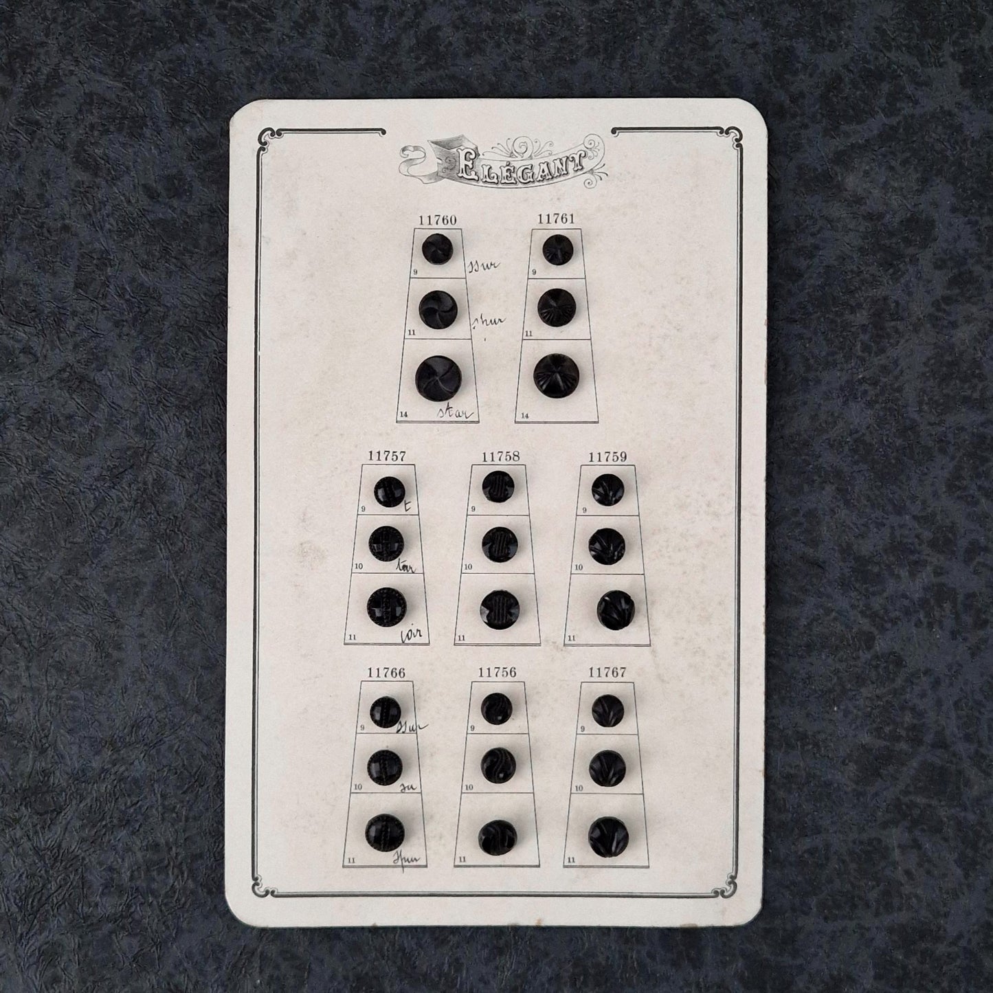 Échantillons de boutons - « Paris Élégance », Vers 1900