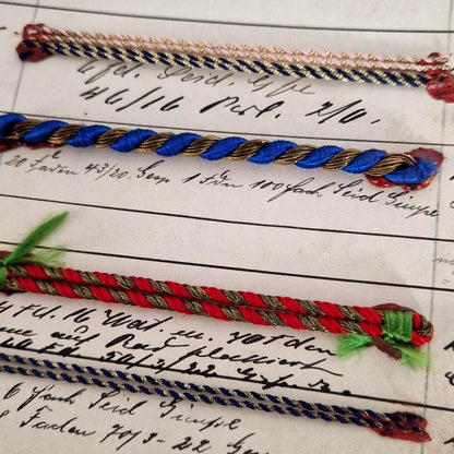 Échantillons de passementerie « nuances fines et torsadées »