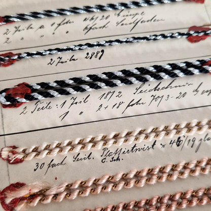 Échantillons de passementerie « nuances fines et torsadées »