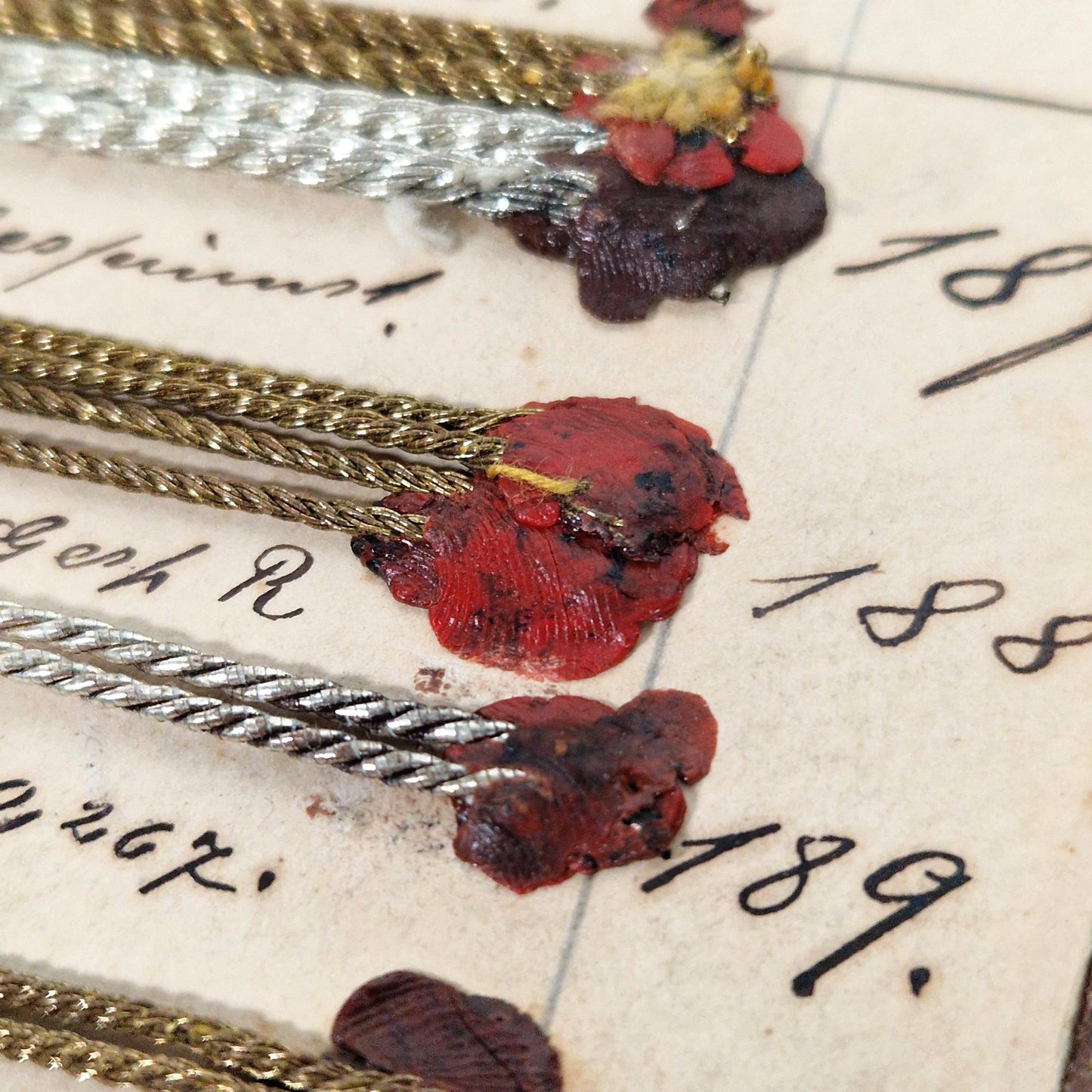 Passementerie, « Cordonnets métalliques et soutaches », XIXe