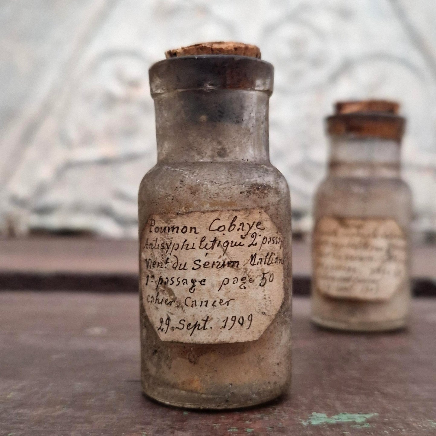 2 anciens flacons de laboratoire, Reims 1909 (l15)