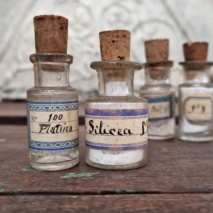 Set of 4 antique homeopathic vials (l17)