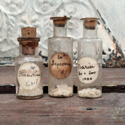 Old vials "Stramonium / Sepedum / Ovum" (l28)