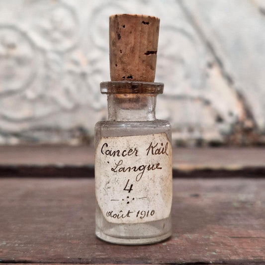 Curious bottle "Cancer Kail Langue" August 1910 (f26)