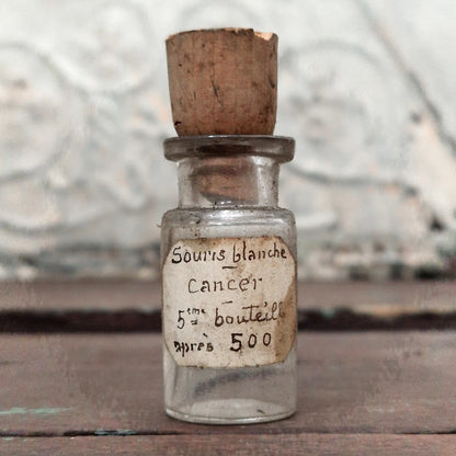Scientific vial "White Mouse - Cancer", No. 500 (f6)