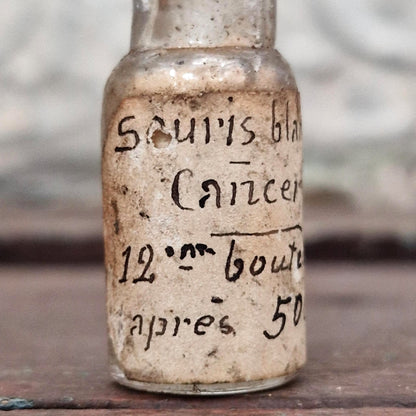 Miniature laboratory vial "White Mouse - Cancer" (f19)