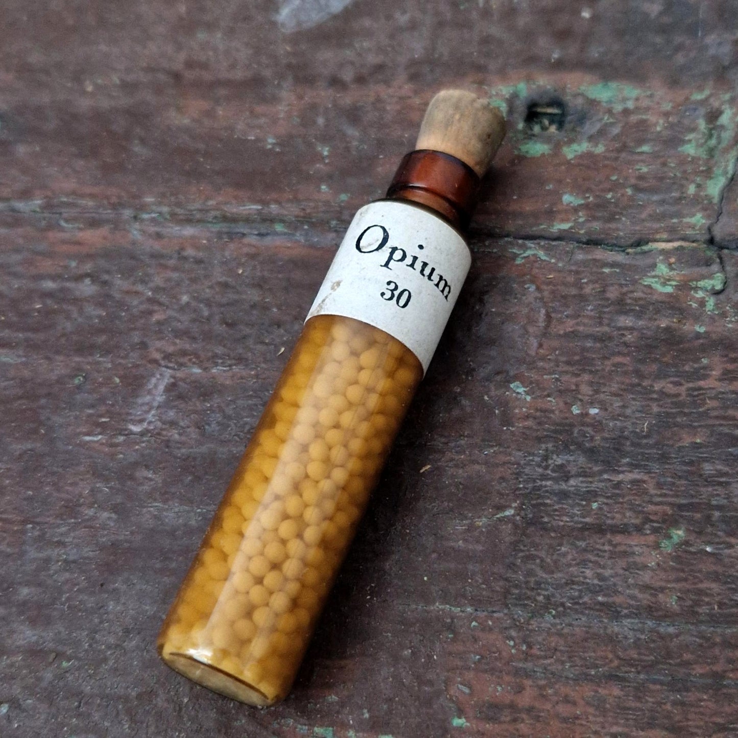 Ancien Flacon homéopathique « Opium 30 » (f52)