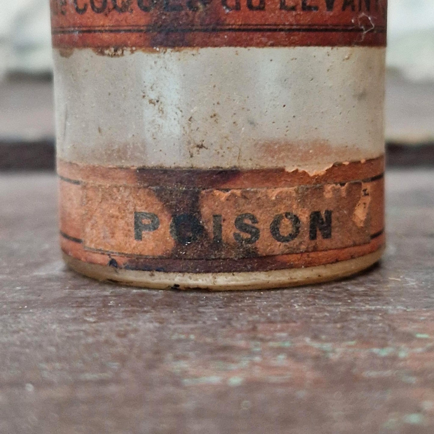 Flacon ancien « Teinture de Coques du Levant - Poison »