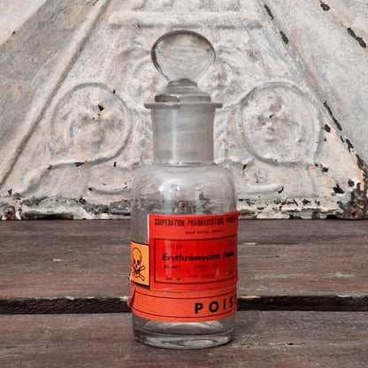 Flacon de pharmacie « Erythromycine base - Poison »