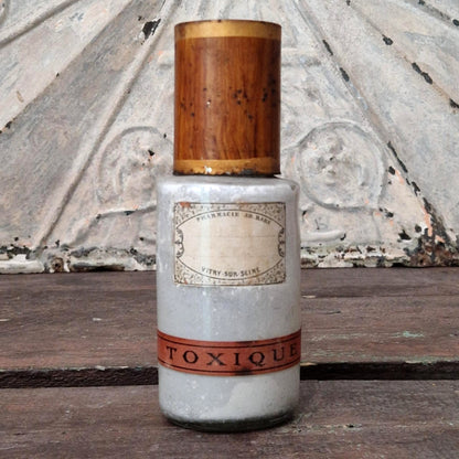 Flacon de pharmacie « Toxique », A.D Baré Vitry-sur-Seine