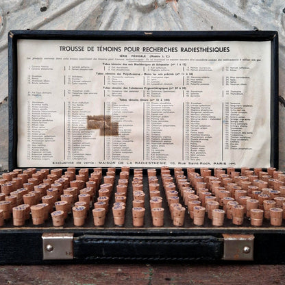 Coffret témoins pour recherches radiesthésiques - 200 tubes