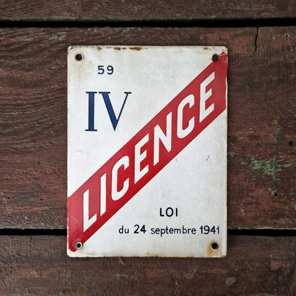 Ancienne plaque émaillée LICENCE IV - 59 (Nord)