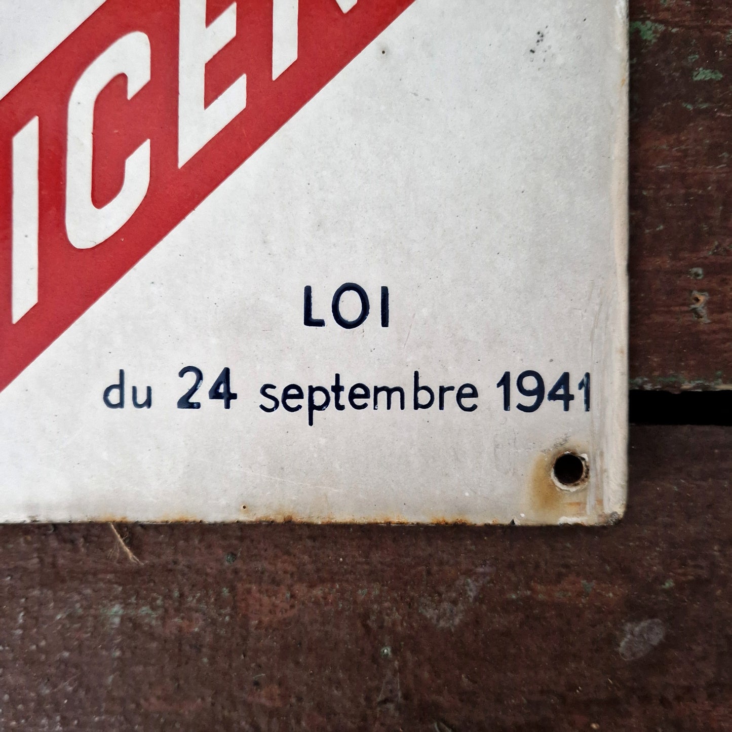 Ancienne plaque émaillée LICENCE IV - 59 (Nord)