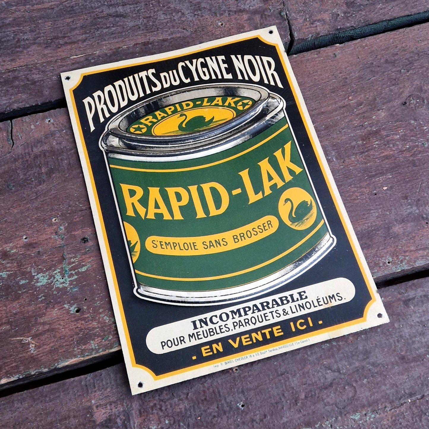 « Rapid-Lak - Produits du Cygne Noir », tôle publicitaire