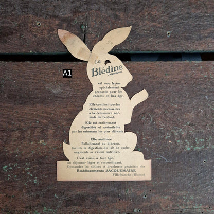 « Blédine », publicité formant une silhouette d'animal