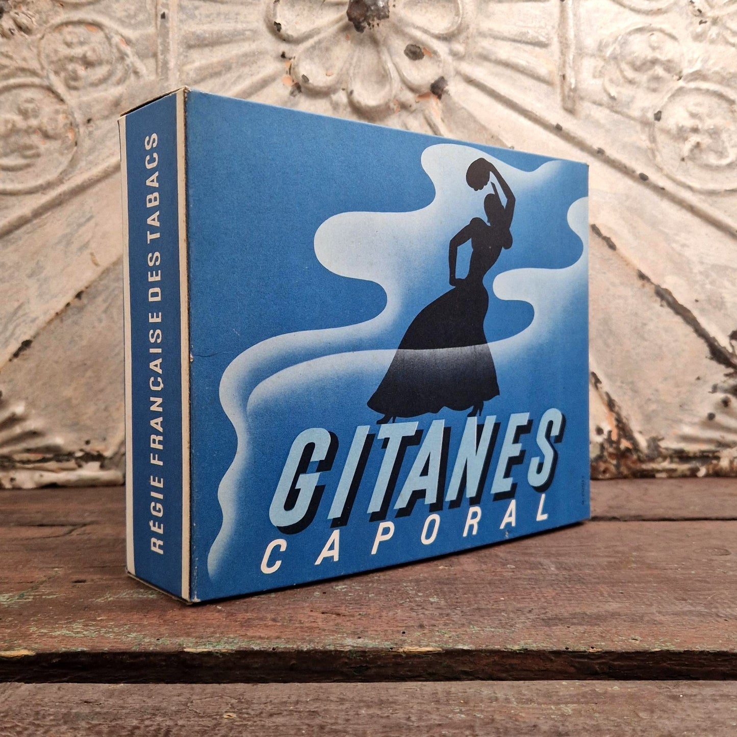 PLV publicitaire ancienne « Gitanes Caporal »